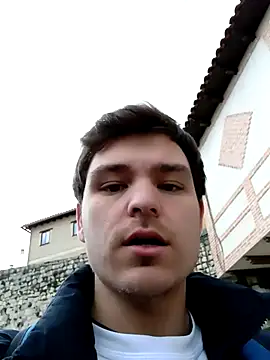 Snapshot of sergigomez chatting on 03/16/25, 12:44 sergigomez online show from 03/16/25, 12:44