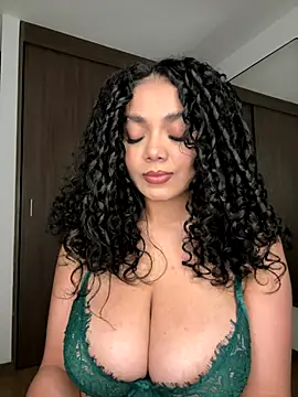 Mariecurl online show from 10/30/25, 04:33