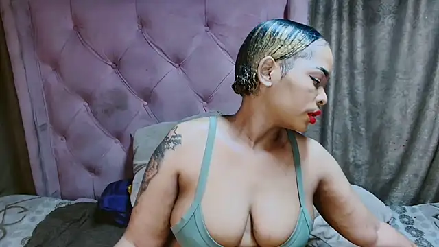 AFRICANGODDESSXXX online show from 11/21/25, 11:04