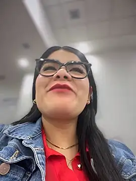 Insane Issa online show from 01/31/25, 09:16