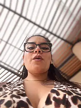 Insane Issa online show from 02/28/25, 06:52