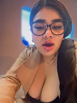 Insane Issa online show from 03/05/25, 01:42