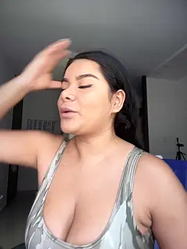 Insane Issa online show from 10/01/25, 03:16