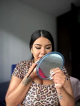 Insane Issa online show from 12/02/25, 02:19