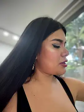 Insane Issa online show from 11/18/25, 10:34