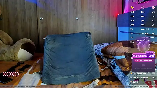 Snapshot of Mark_Kamper chatting on 12/09/24, 01:07 Mark Kamper online show from 12/09/24, 01:07