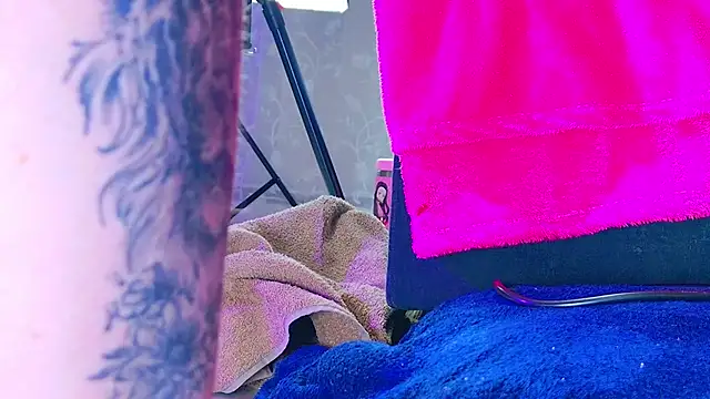 NathaxaLeans online show from 10/19/25, 11:46