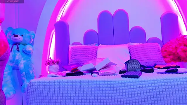 NathaxaLeans online show from 04/05/26, 12:23