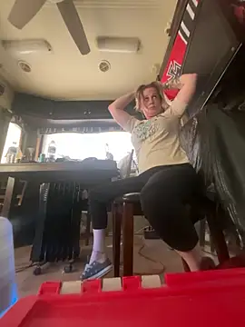 SummerBlueMoon online show from 04/17/26, 10:12