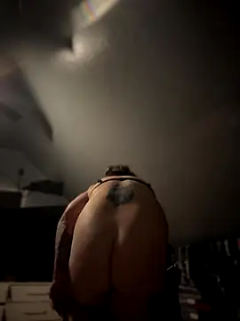 SummerBlueMoon online show from 11/29/25, 06:35