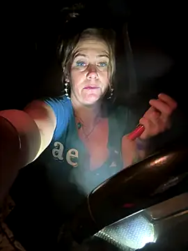 SummerBlueMoon online show from 11/02/25, 09:58