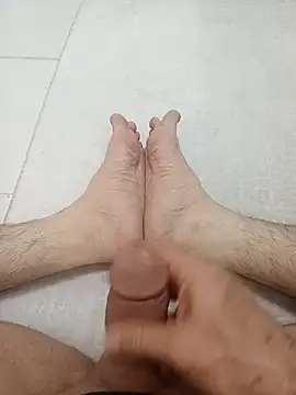 Hardapple01 online show from 03/17/25, 09:13