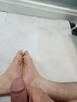 Hardapple01 online show from 03/03/25, 11:24