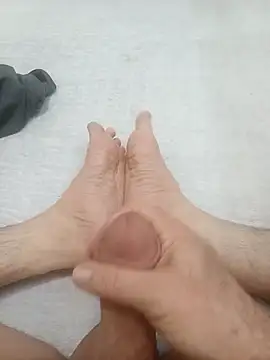 Hardapple01 online show from 02/27/25, 02:25