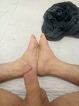 Hardapple01 online show from 09/27/25, 04:18