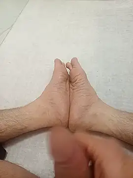 Hardapple01 online show from 03/20/26, 08:32