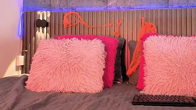 MishaKinki online show from 10/25/25, 07:36