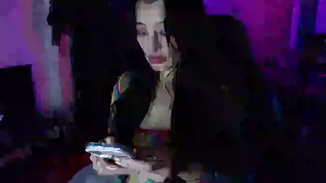 AngelaQueen  online show from 11/04/25, 05:50