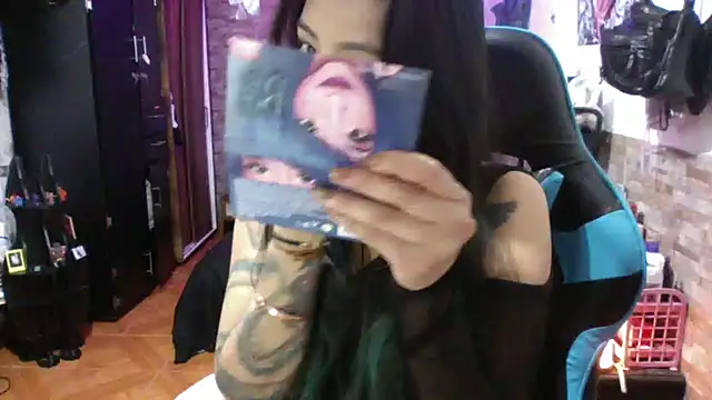 AngelaQueen  online show from 01/06/26, 05:39