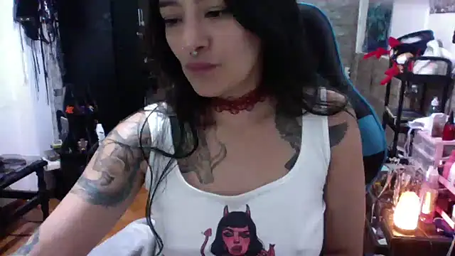 AngelaQueen  online show from 11/27/25, 06:52