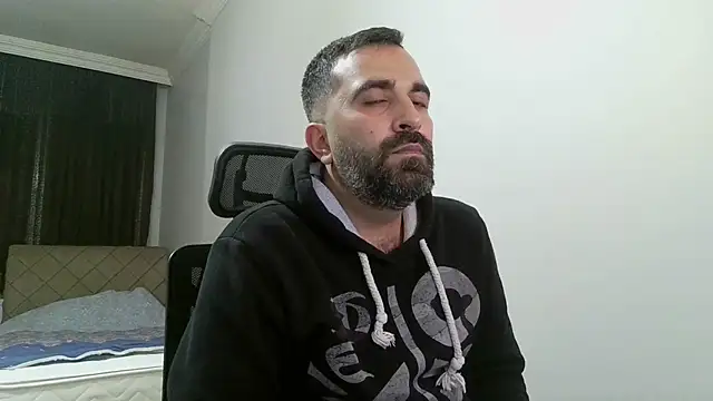 tgltplsr online show from 02/28/25, 02:09