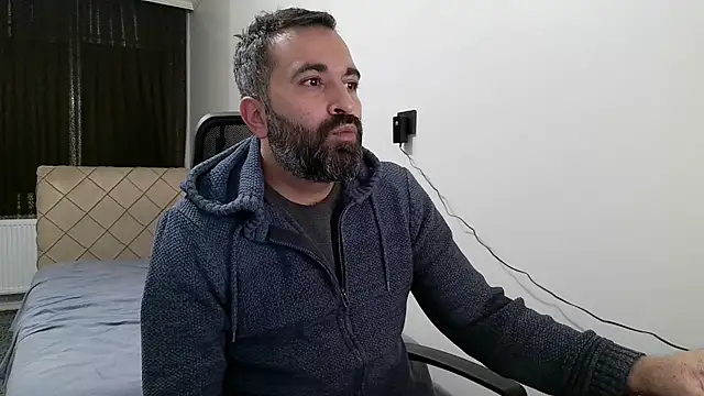 tgltplsr online show from 11/25/25, 02:01