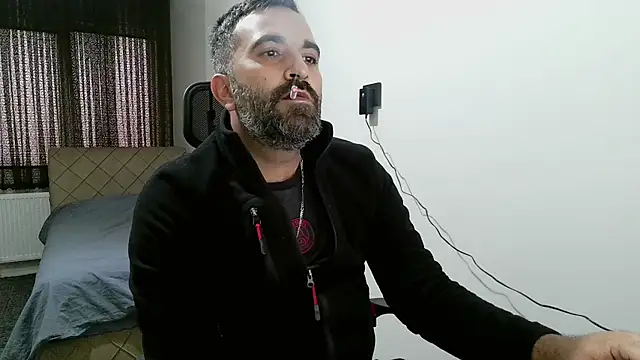 tgltplsr online show from 10/16/25, 04:32