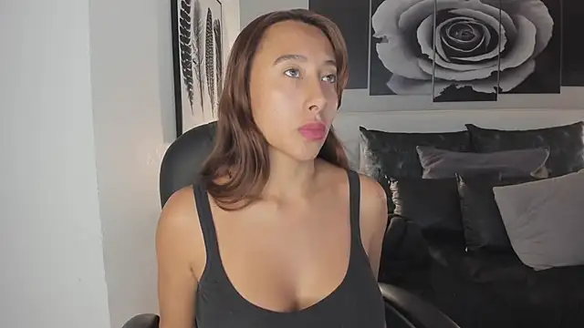 lena banks online show from 11/20/25, 11:47