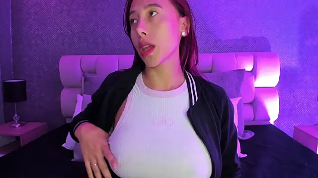 lena banks online show from 10/21/25, 09:36