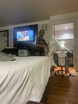 SlimBeenBadd1981 online show from 02/13/25, 07:10