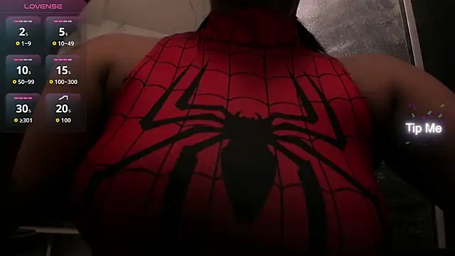 LunaBaker-1 online show from 10/23/25, 08:40