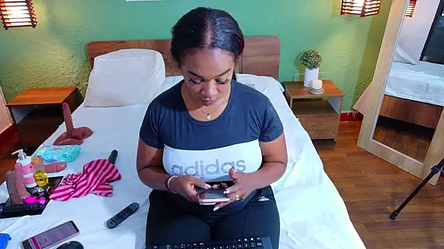 dannaahbrown online show from 12/18/25, 12:53