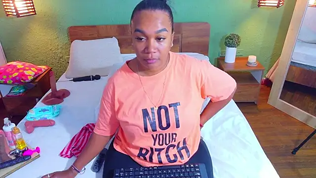 dannaahbrown online show from 04/16/26, 07:14