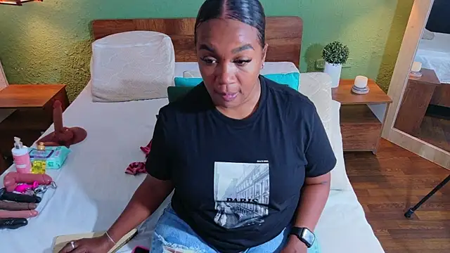 Snapshot of dannaahbrown chatting on 07/07/26, 04:32 dannaahbrown online show from 07/07/26, 04:32