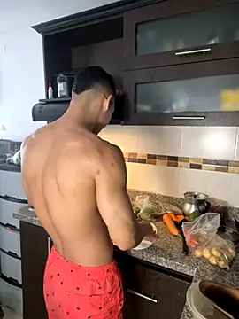 liuscast22 online show from 09/29/25, 04:34