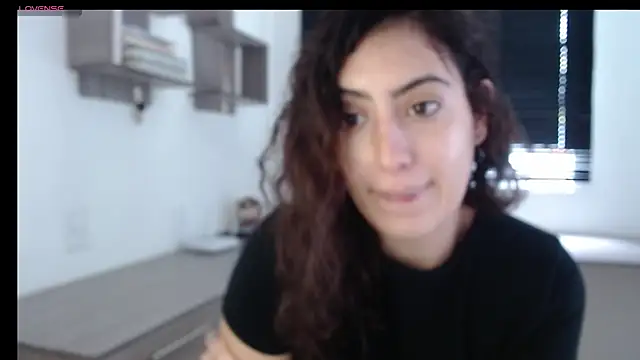 MIYESSI online show from 02/18/25, 03:41