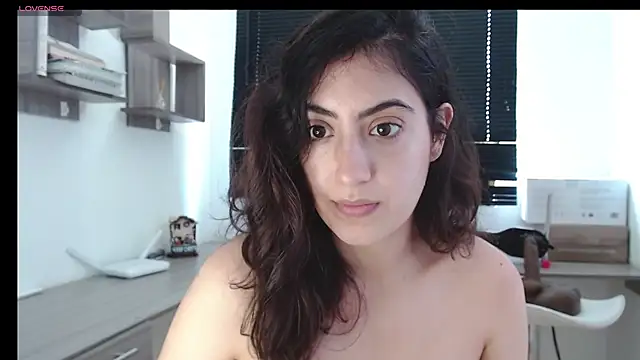 MIYESSI online show from 03/18/25, 04:28