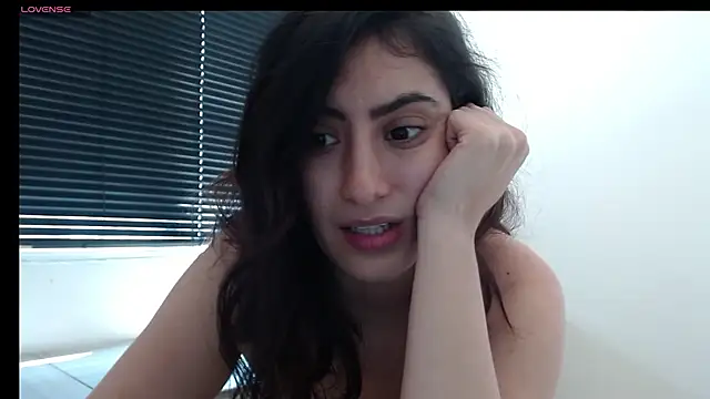 MIYESSI online show from 02/19/25, 07:37