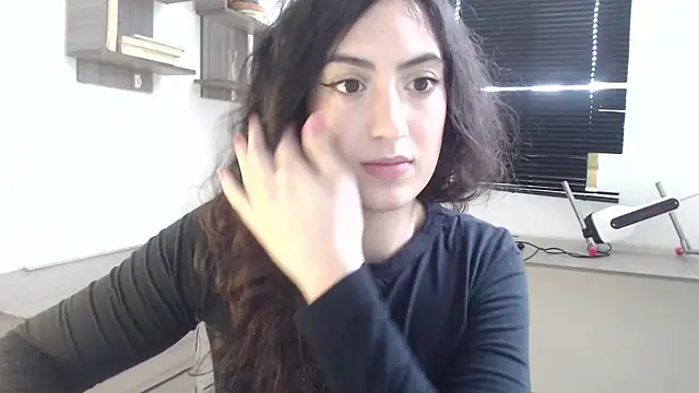 MIYESSI online show from 10/04/25, 06:53