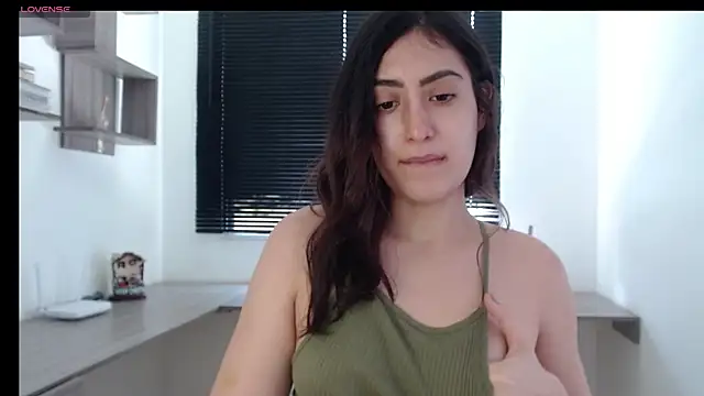 MIYESSI online show from 02/19/25, 04:33