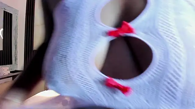 Athenea Mills online show from 02/03/26, 06:46