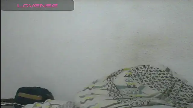 Snapshot of Tombgy07 chatting on 01/28/25, 08:26 Tombgy07 online show from 01/28/25, 08:26