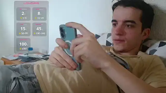 Tombgy07 online show from 04/18/26, 05:04