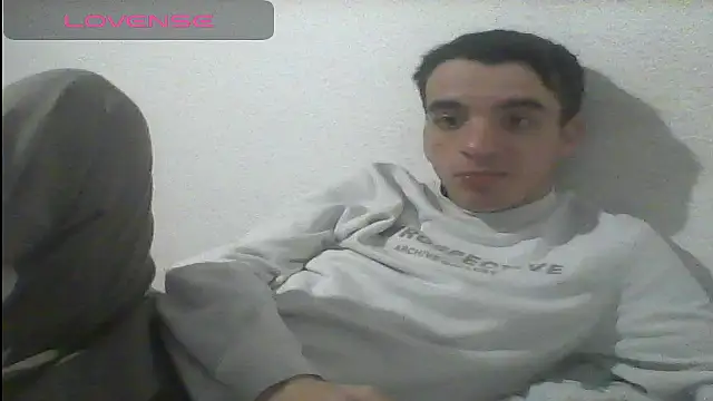 Snapshot of Tombgy07 chatting on 12/19/24, 09:27 Tombgy07 online show from 12/19/24, 09:27