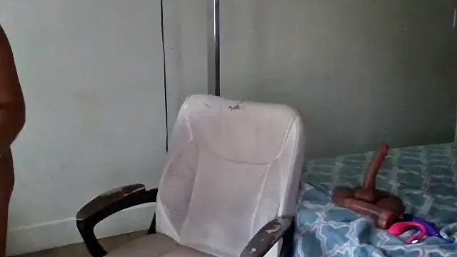 YasmineMinaj online show from 07/11/26, 09:15