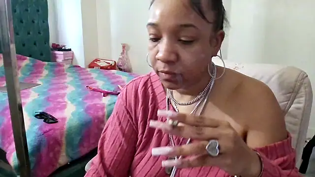 YasmineMinaj online show from 01/12/26, 06:04