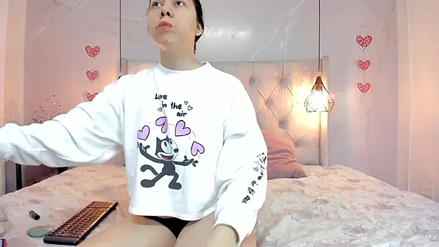 SakuraLee  online show from 04/30/26, 01:40
