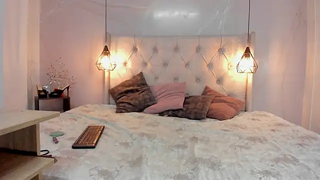 Snapshot of SakuraLee_ chatting on 02/12/26, 11:32 SakuraLee online show from 02/12/26, 11:32