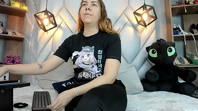 Snapshot of SakuraLee_ chatting on 03/15/25, 07:48 SakuraLee online show from 03/15/25, 07:48