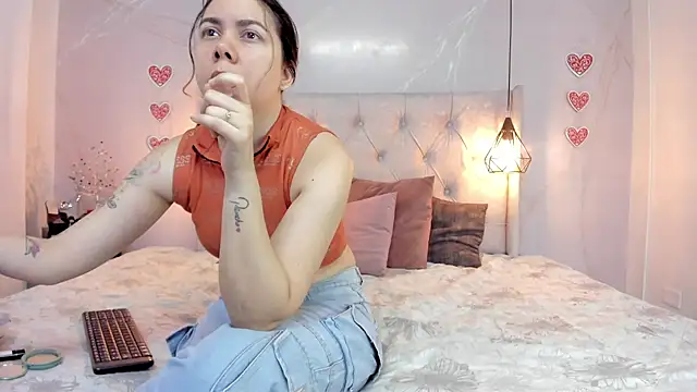 SakuraLee  online show from 04/29/26, 01:48